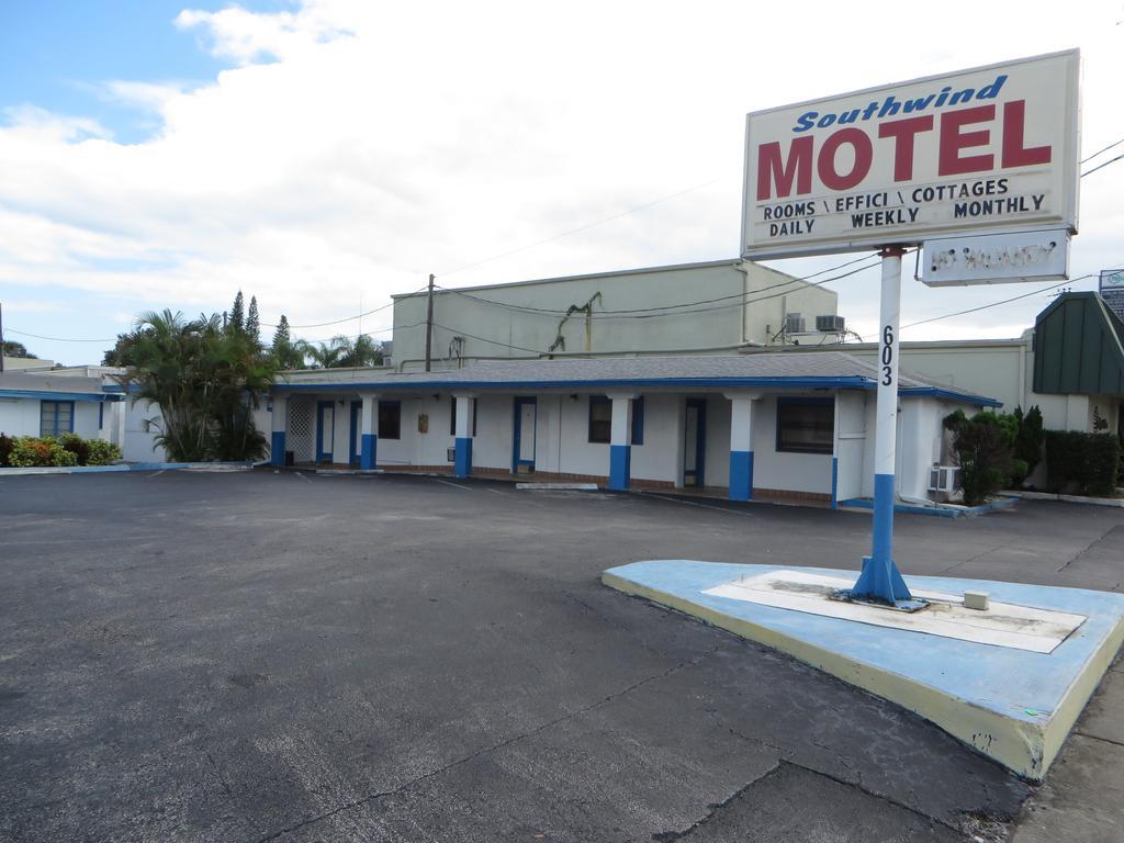 Southwind Motel Stuart Eksteriør billede